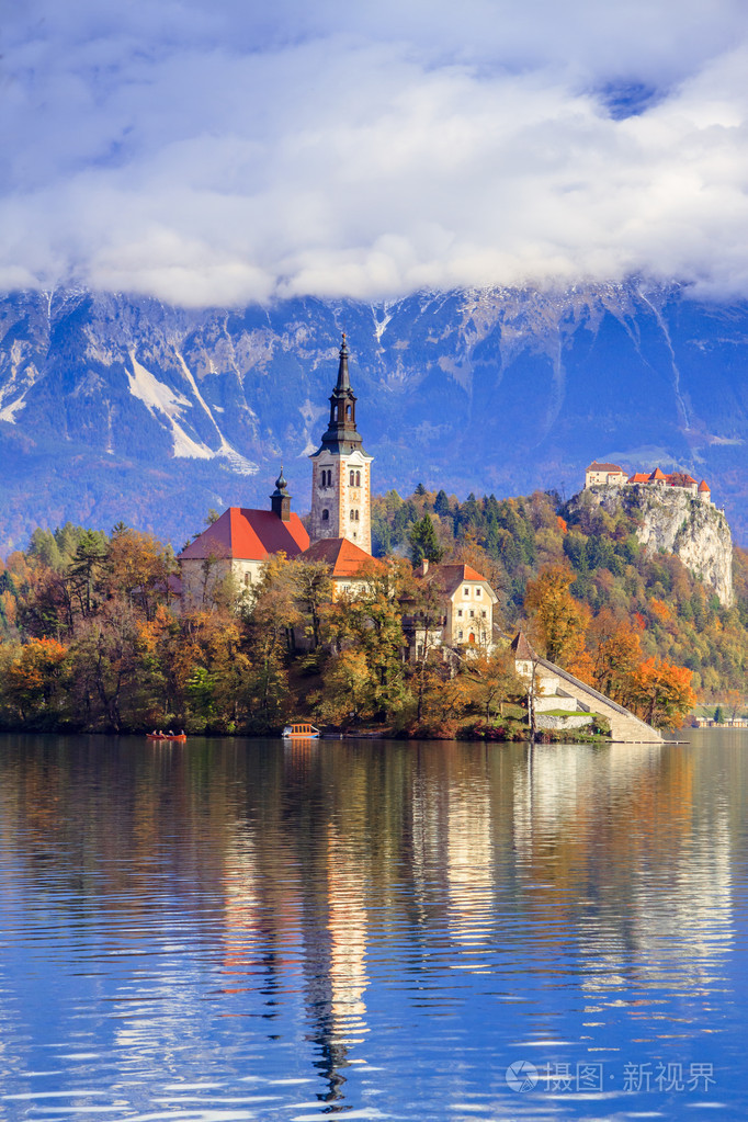 包含欧洲足球选拔赛最新形势：斯洛文尼亚队发挥失常，需调整心态的词条